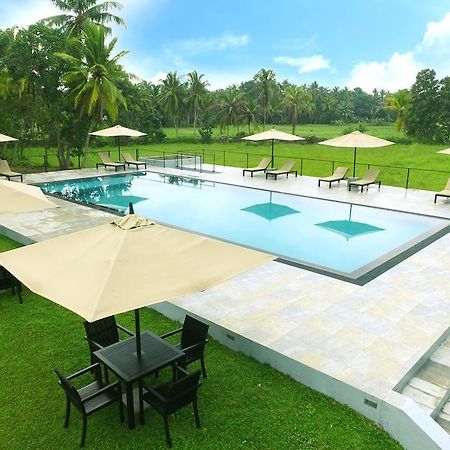 Miracle Resorts & Villas Polonnaruwa Exterior foto
