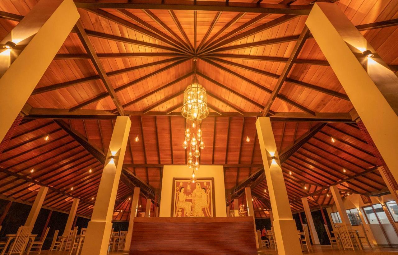 Miracle Resorts & Villas Polonnaruwa Exterior foto
