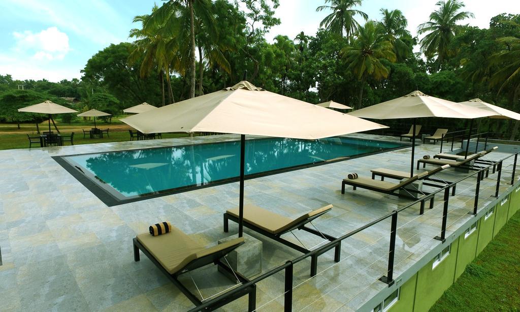 Miracle Resorts & Villas Polonnaruwa Exterior foto